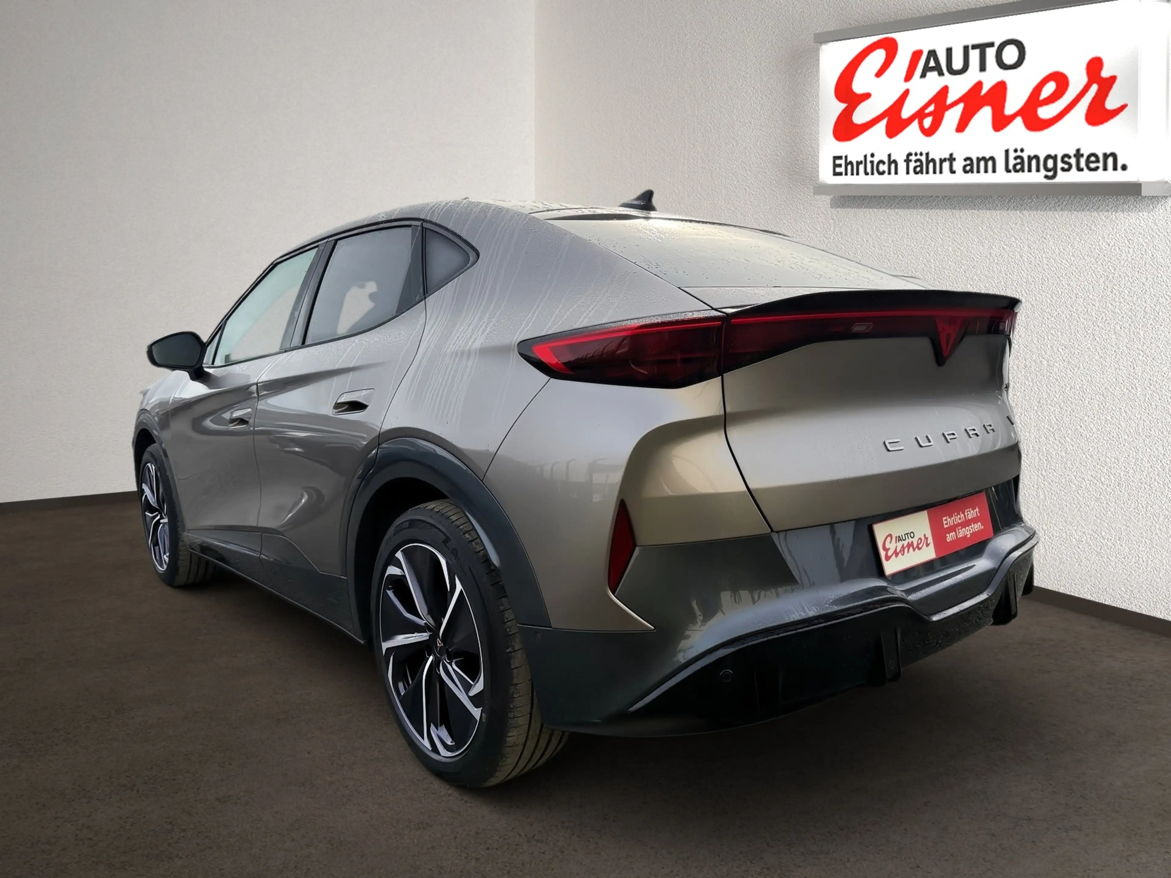 CUPRA Tavascan VZ 4Drive 250kW/340PS Fernlichtass. — photo 12