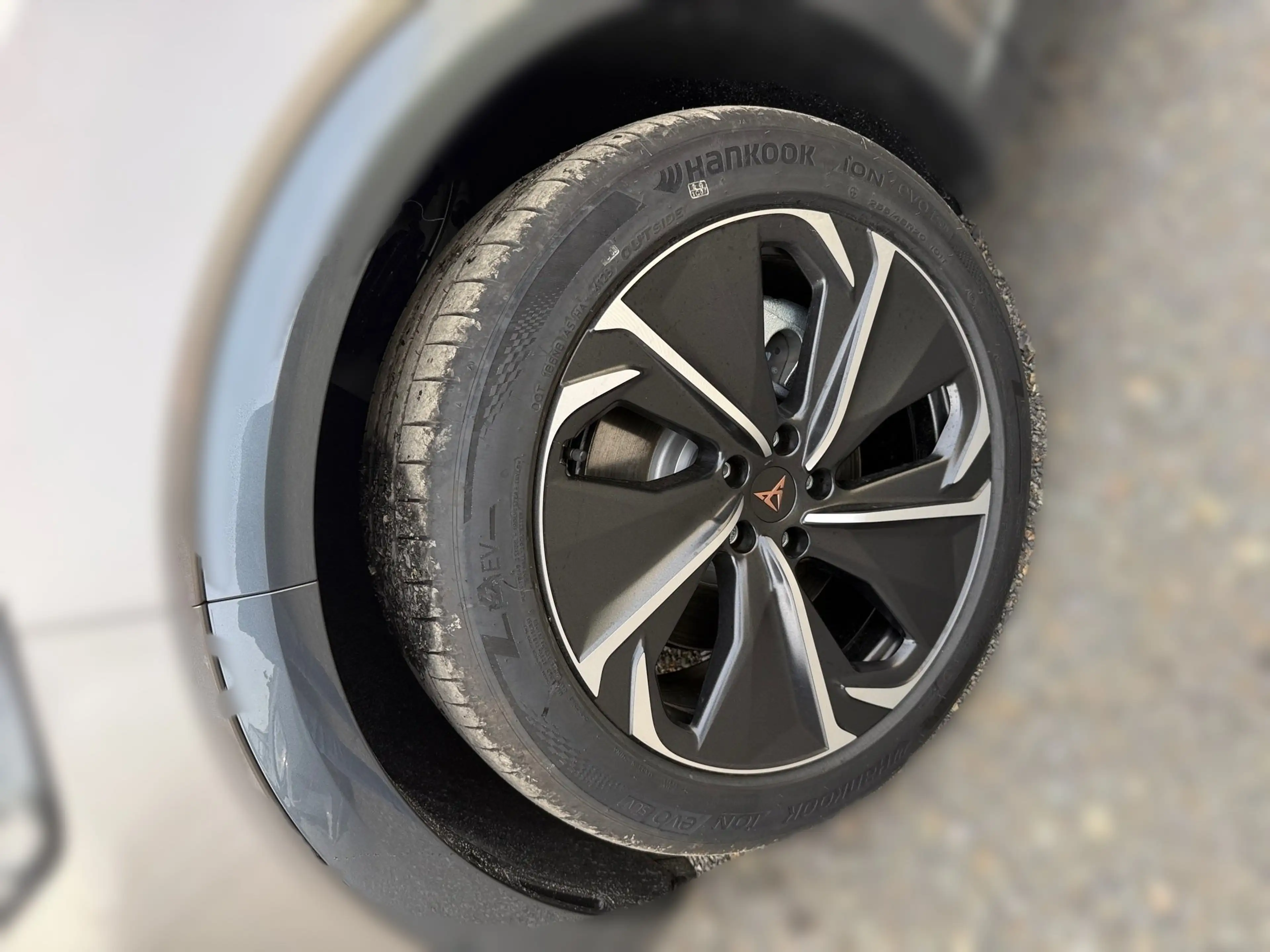 CUPRA Tavascan VZ 4Drive 250kW/340PS Fernlichtass. — photo 5