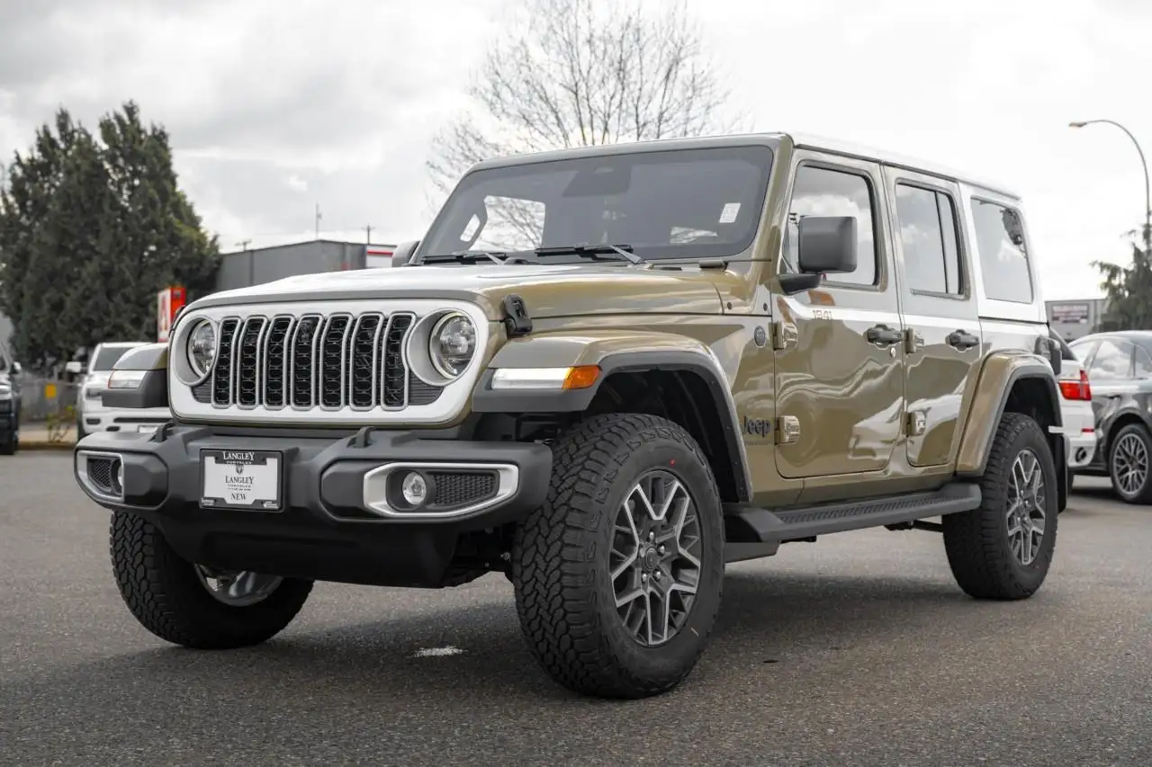 Jeep Wrangler снимка Jeep Wrangler