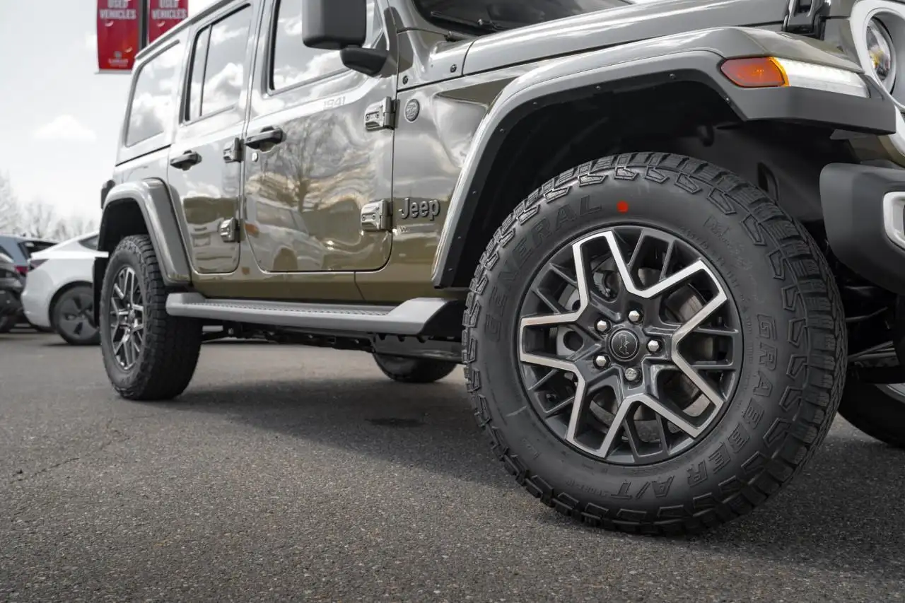 Jeep Wrangler снимка Jeep Wrangler