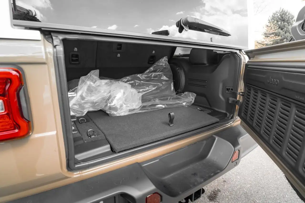 Jeep Wrangler снимка Jeep Wrangler