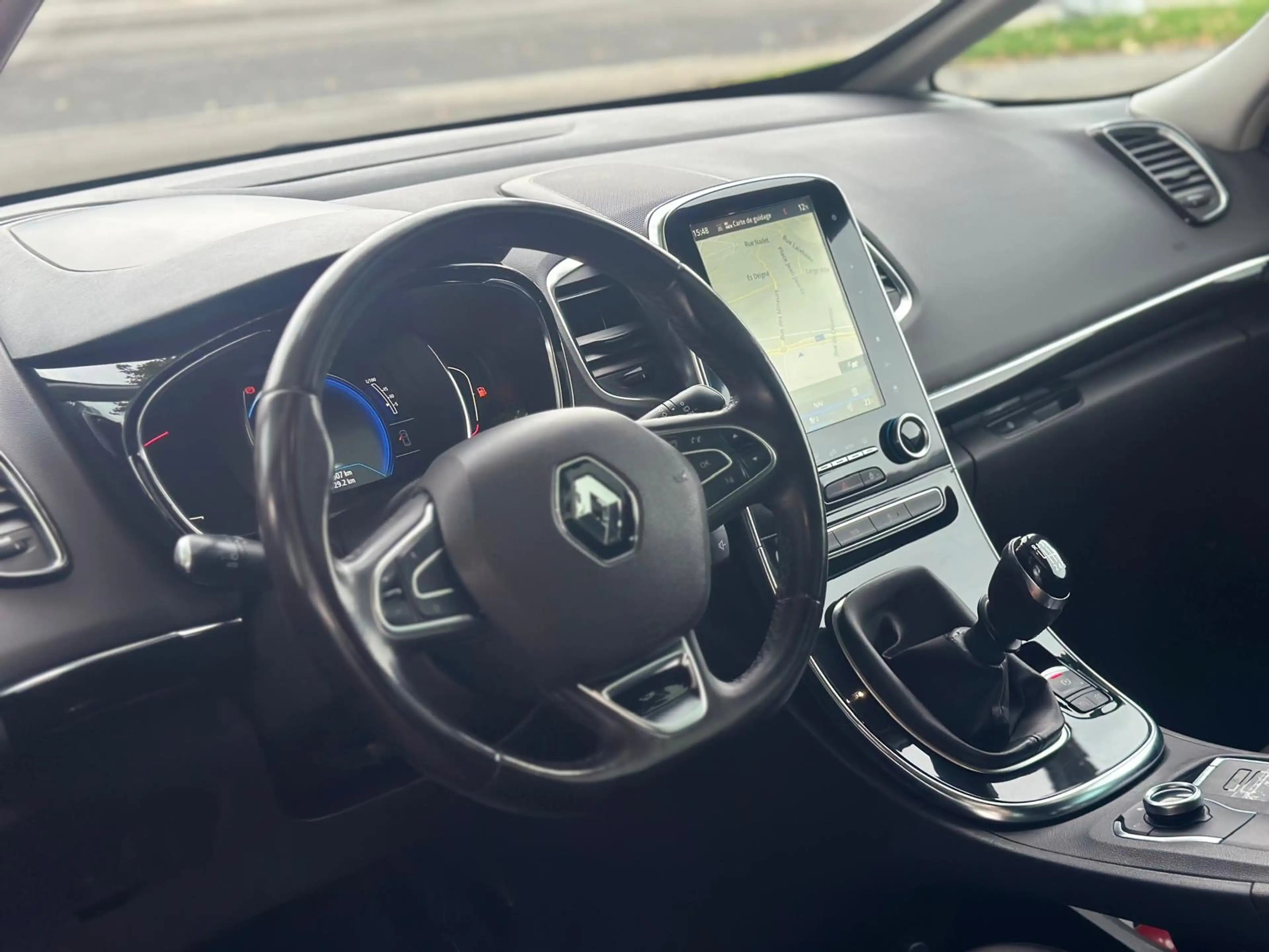 Renault Espace *1.6 dCi* 7PLACES* NAVI* CRUISE* GARANTIE 12 MOIS* — photo 14