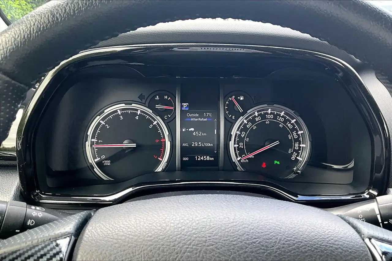 Toyota 4-Runner снимка Toyota 4-Runner
