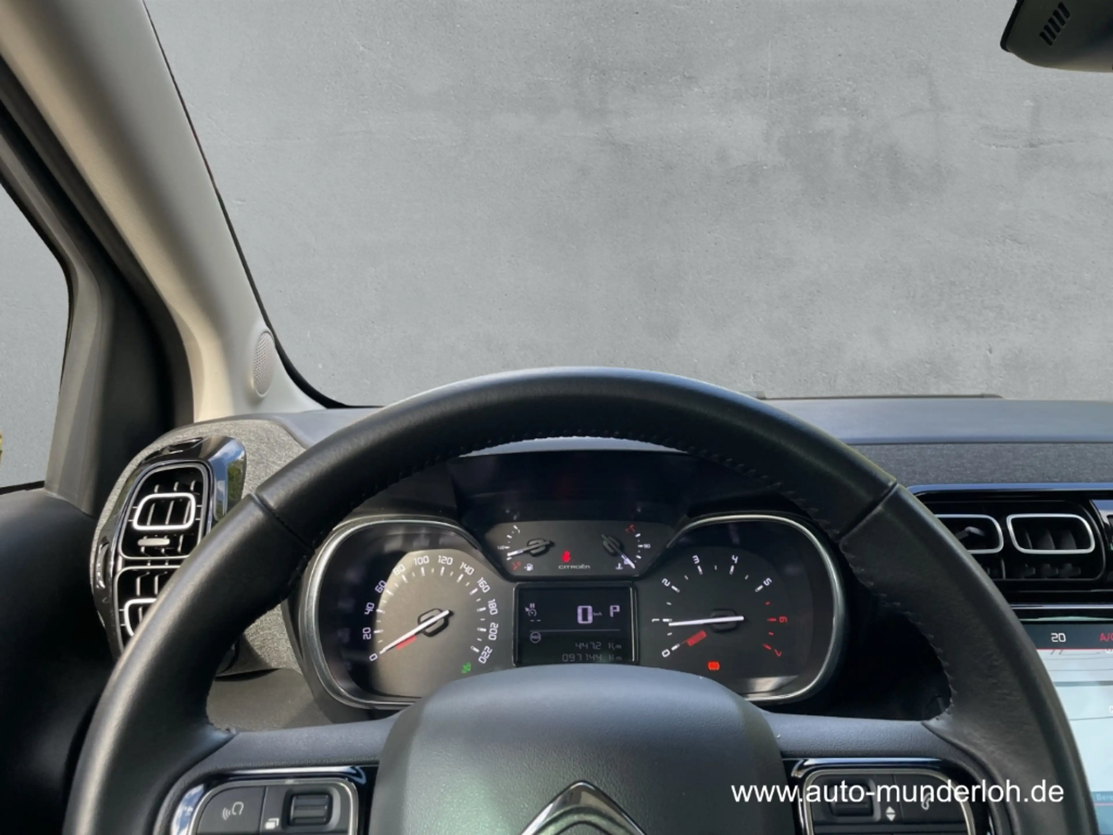 Citroen C3 Aircross BlueHDi 120 EAT6 S&S Shine Pack NAVI PANORAMADACH — photo 15