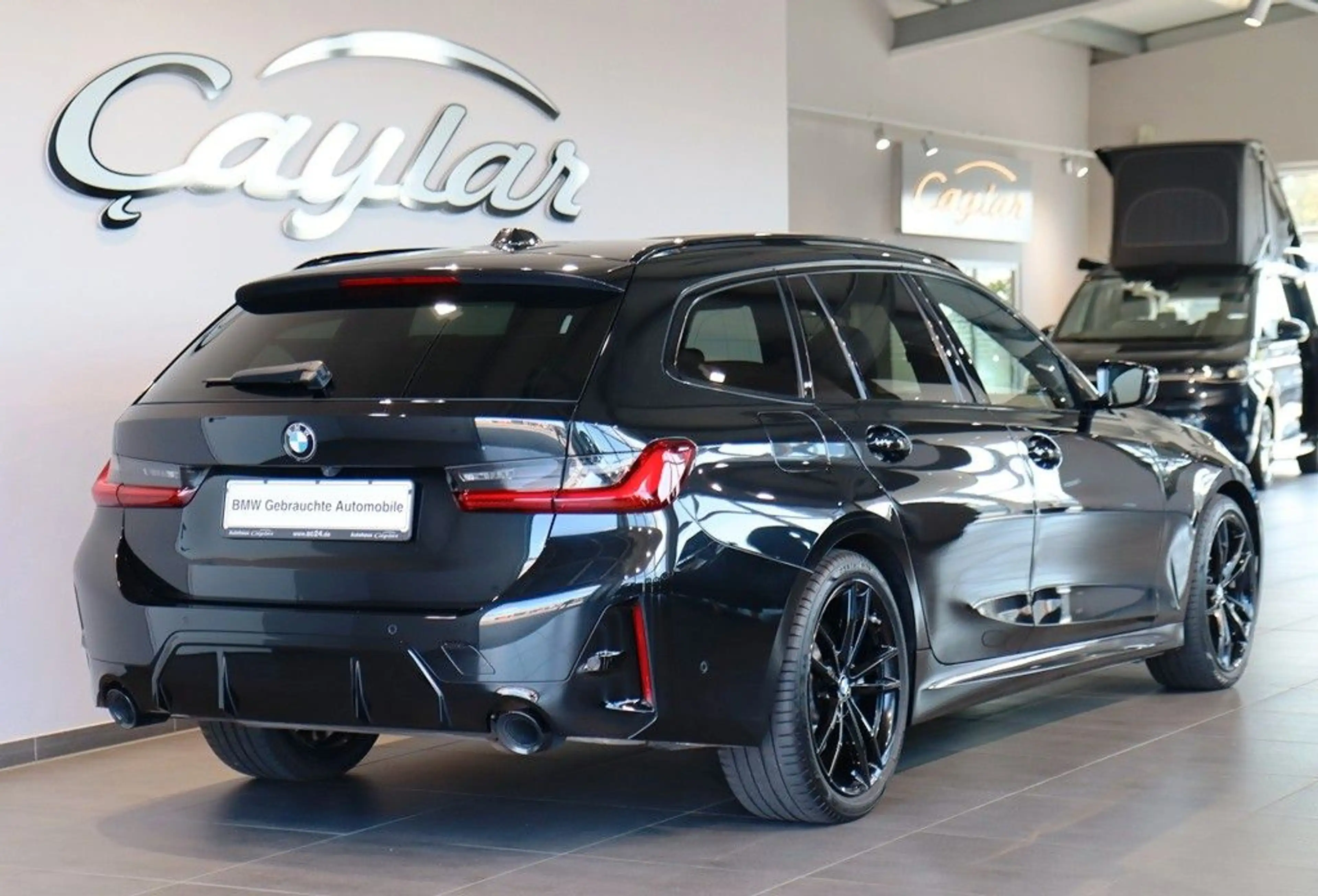 BMW 330 xD TOUR M SPORT PRO ACC PANO H/K EL.SITZE 19" — photo 6