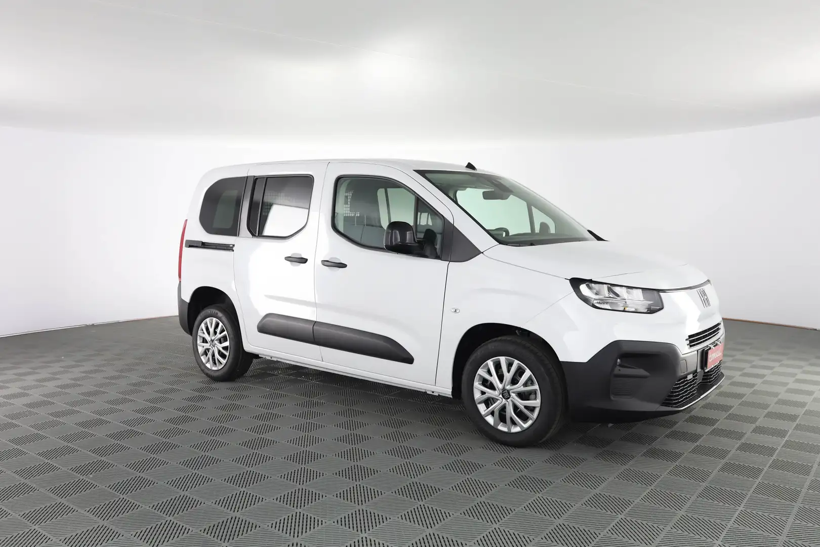 Fiat Doblo 1.5 BlueHdi 100CV Combi N1 Bianco - 2