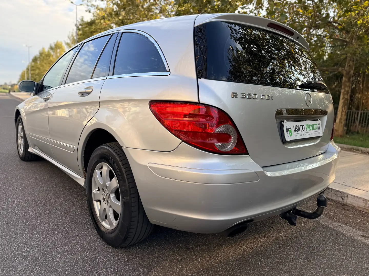 Mercedes-Benz R 320 3.0 V6 224cv AUTO 6 posti GANCIO TRAINO 4matic 4x4 Zilver - 1