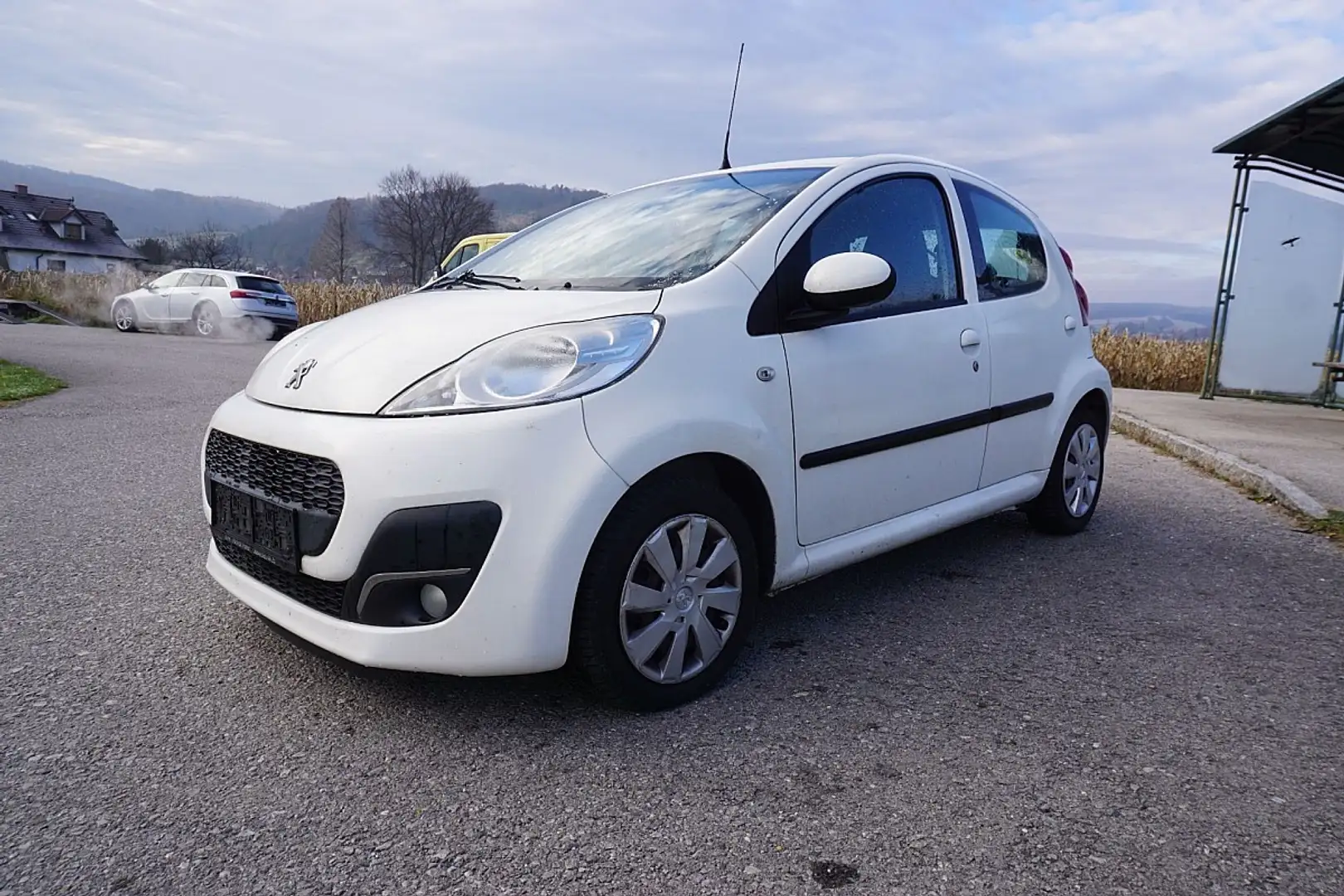 Peugeot 107 Lion Edition 1,0 Weiß - 2