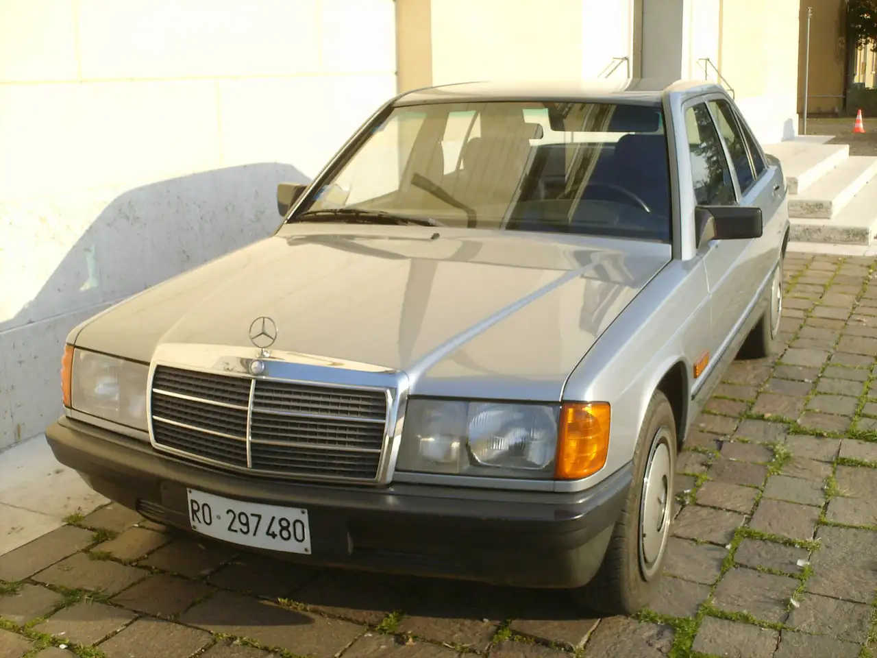 Mercedes-Benz 190 2.0 E 122cv, foto 5