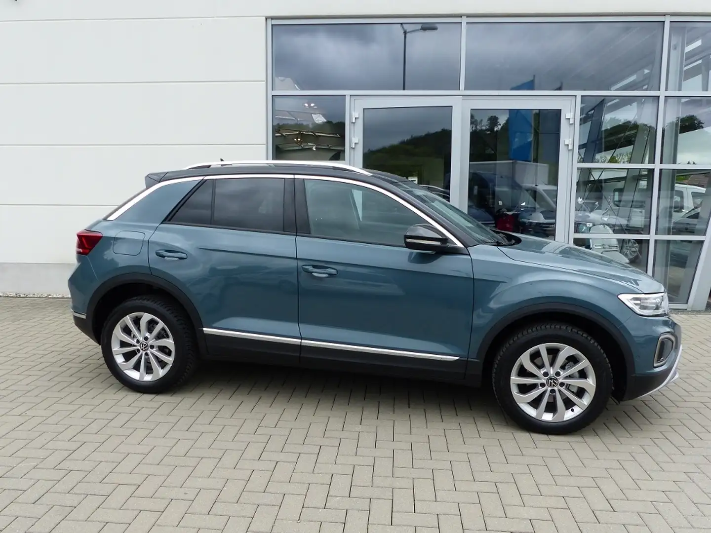 Volkswagen T-Roc 1.5 TSI DSG Style *AHK*LED*PDC* Blu/Azzurro - 2