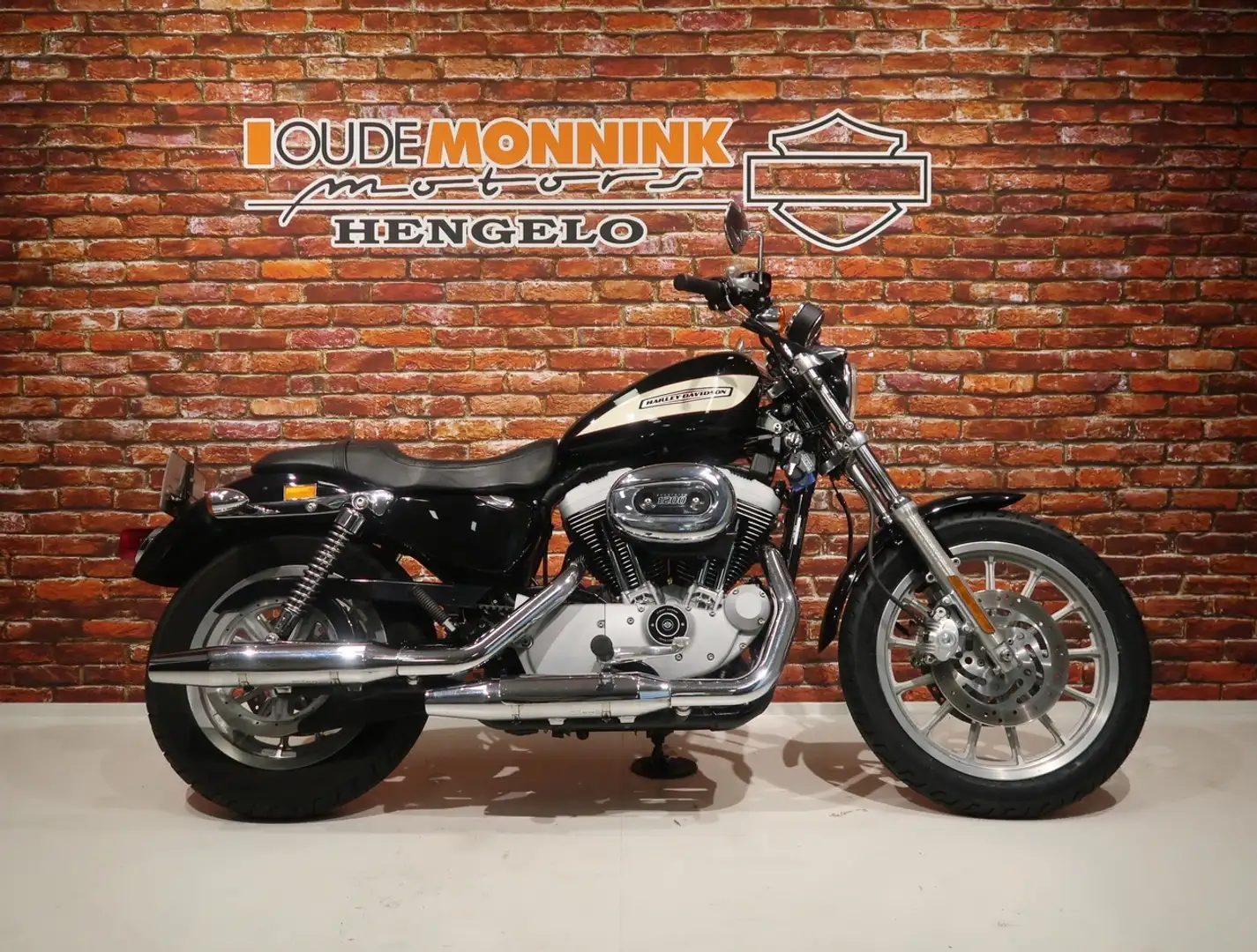 Harley-Davidson XL 1200 R Roadster Negru - 1