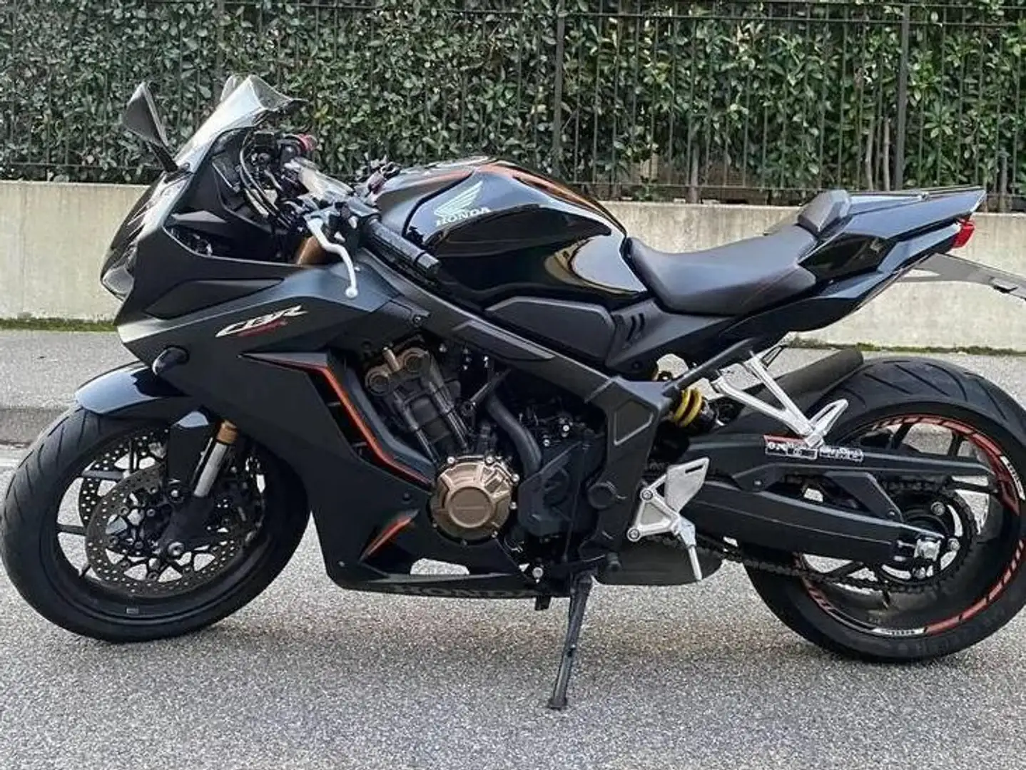 Honda CBR 650 Nero - 1