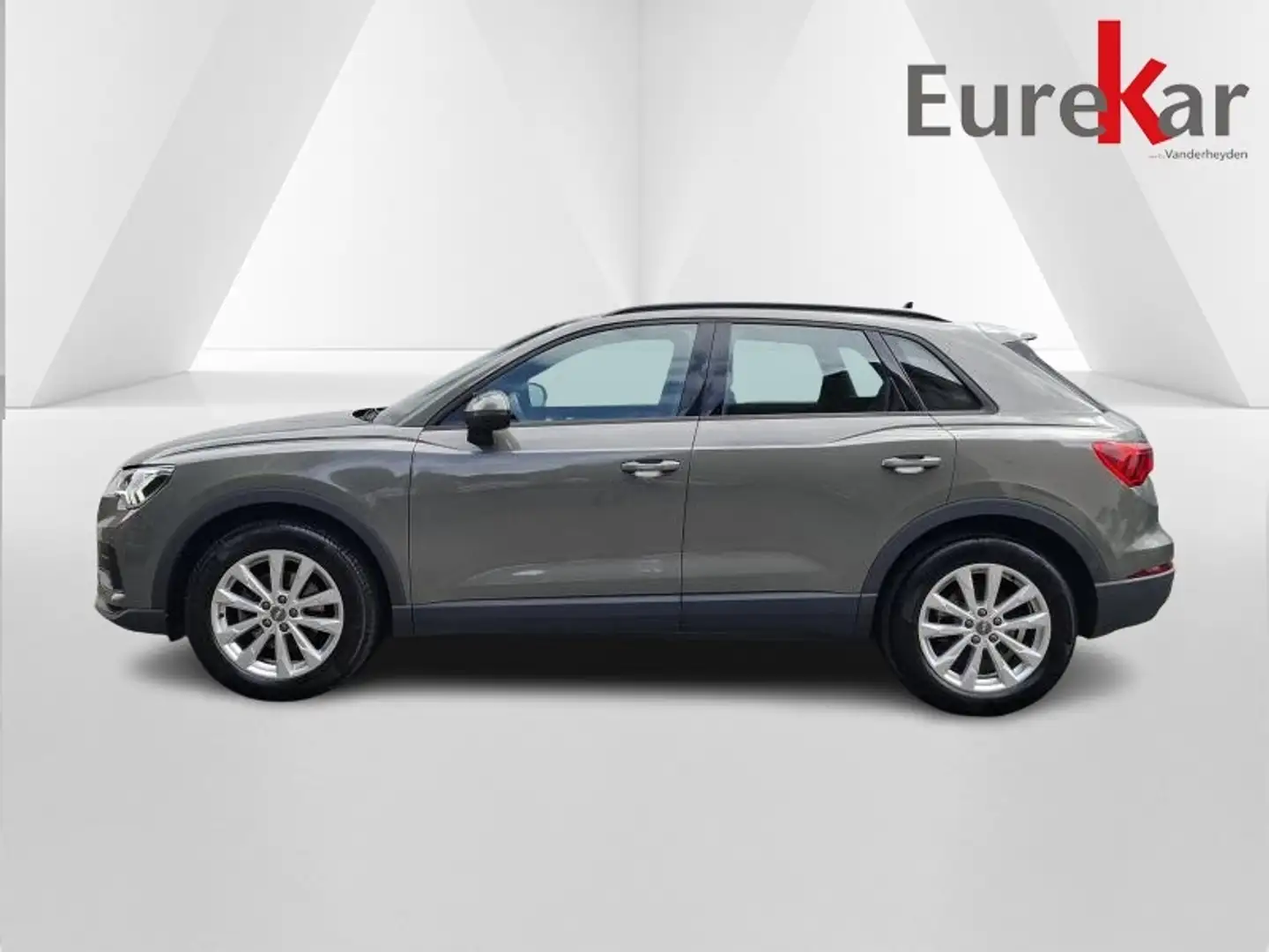 Audi Q3 1.5 TFSI S-TRONIC Grijs - 2