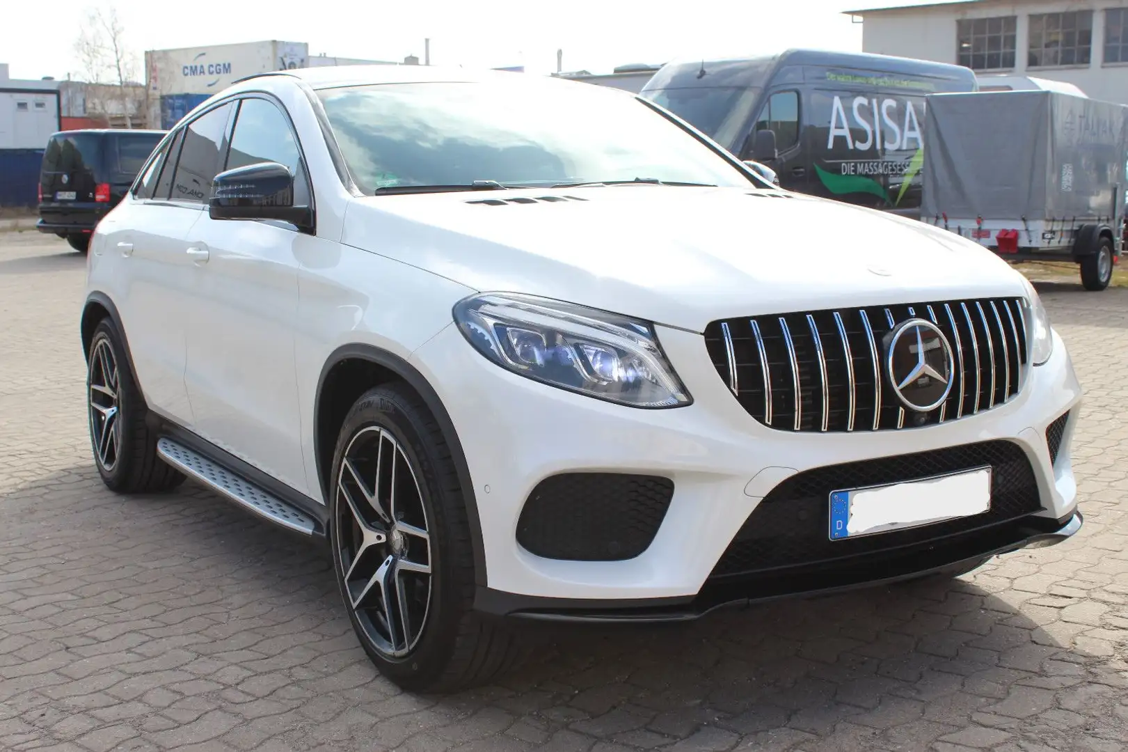Mercedes-Benz GLE 350 d 4MATIC AMG 21 Zoll Brabus Sound Weiß - 2