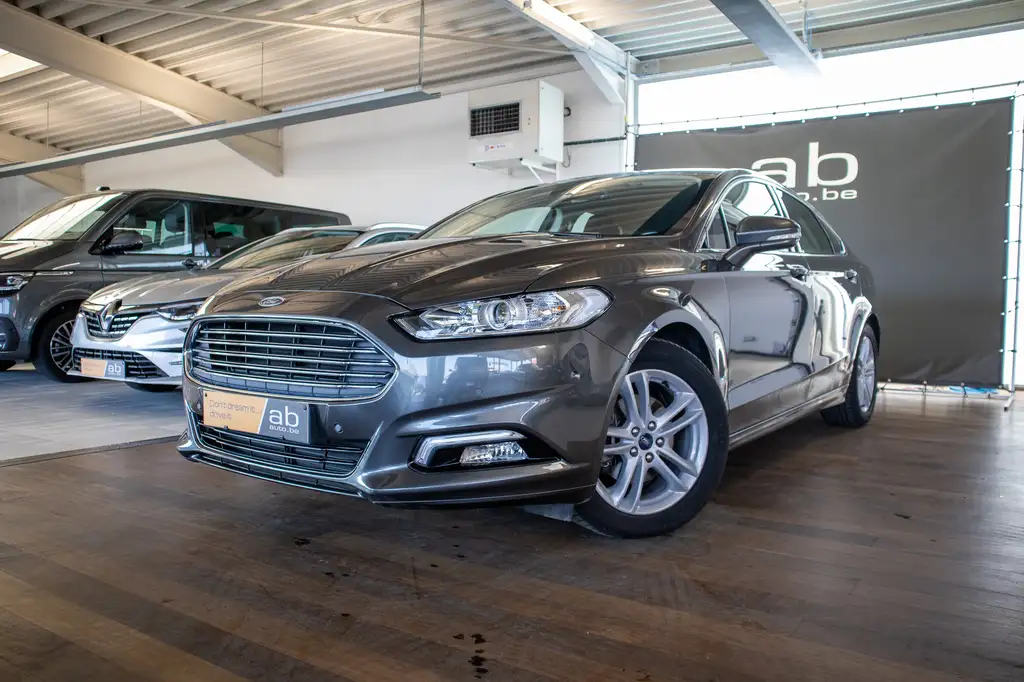 Ford Mondeo 2018 из Европы — купить под ключ