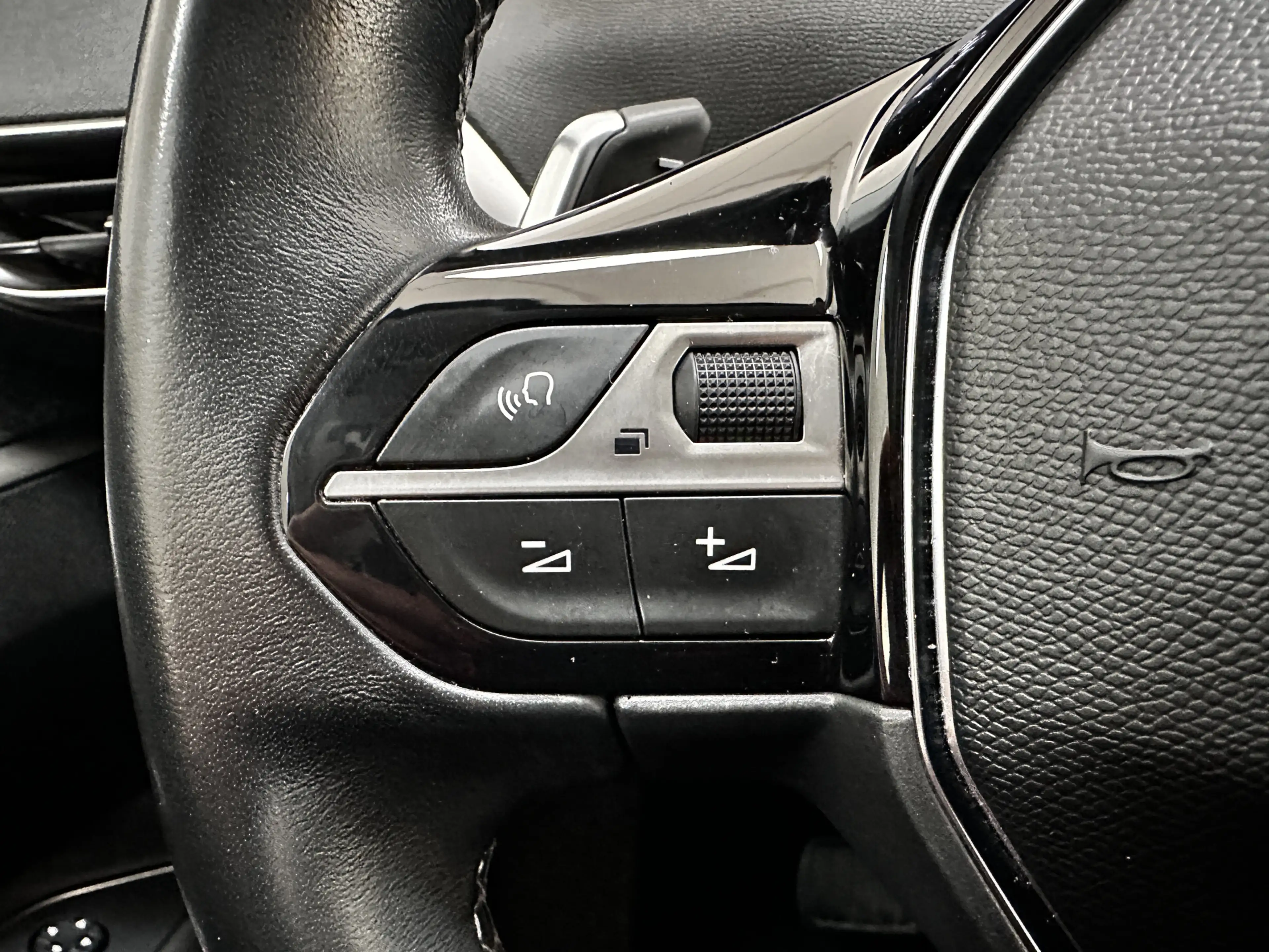 Peugeot 3008 1.6 e-THP Allure/ Trekhaak/ Virtual Cockpit/ Half- — photo 29