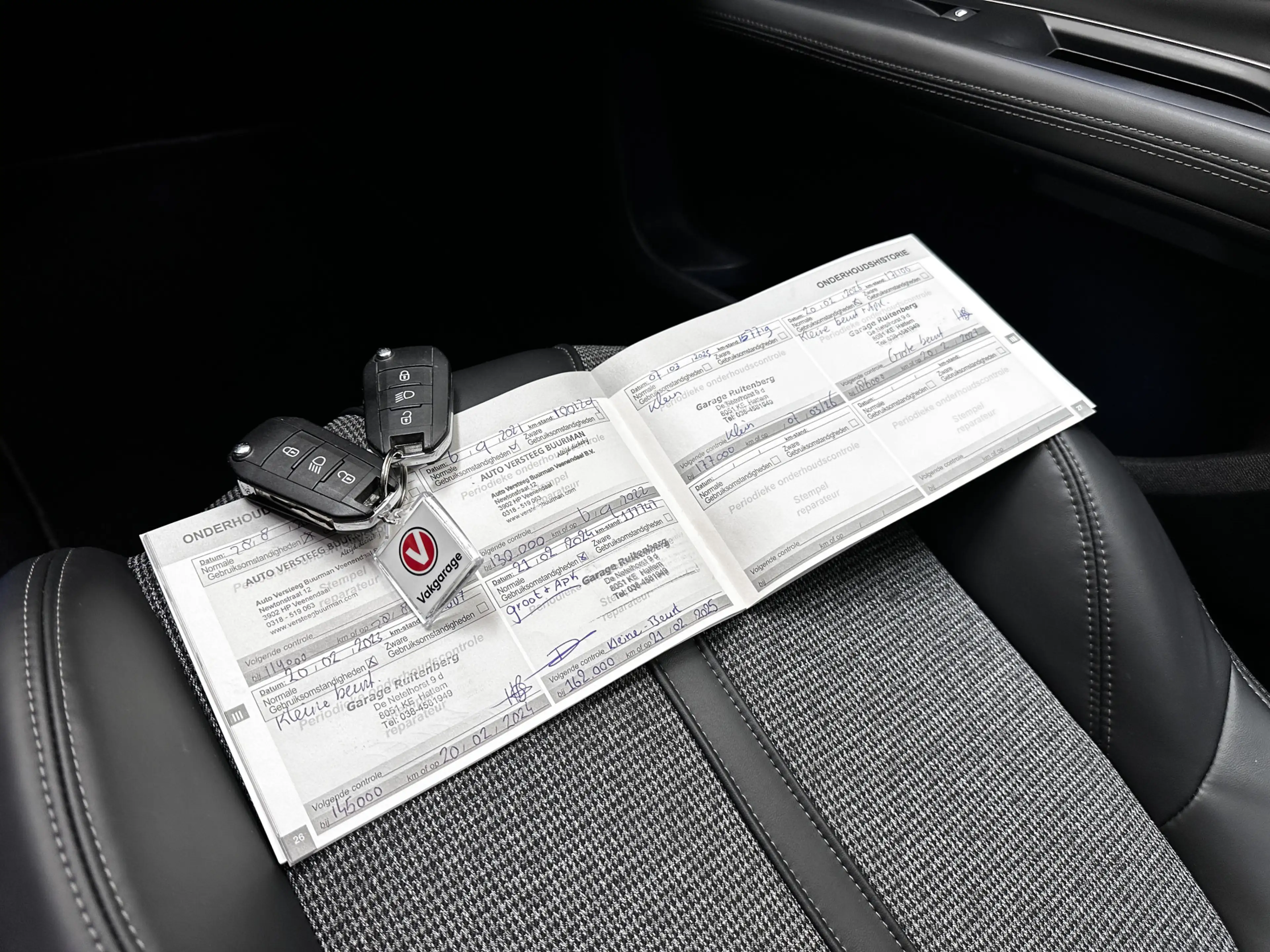 Peugeot 3008 1.6 e-THP Allure/ Trekhaak/ Virtual Cockpit/ Half- — photo 24