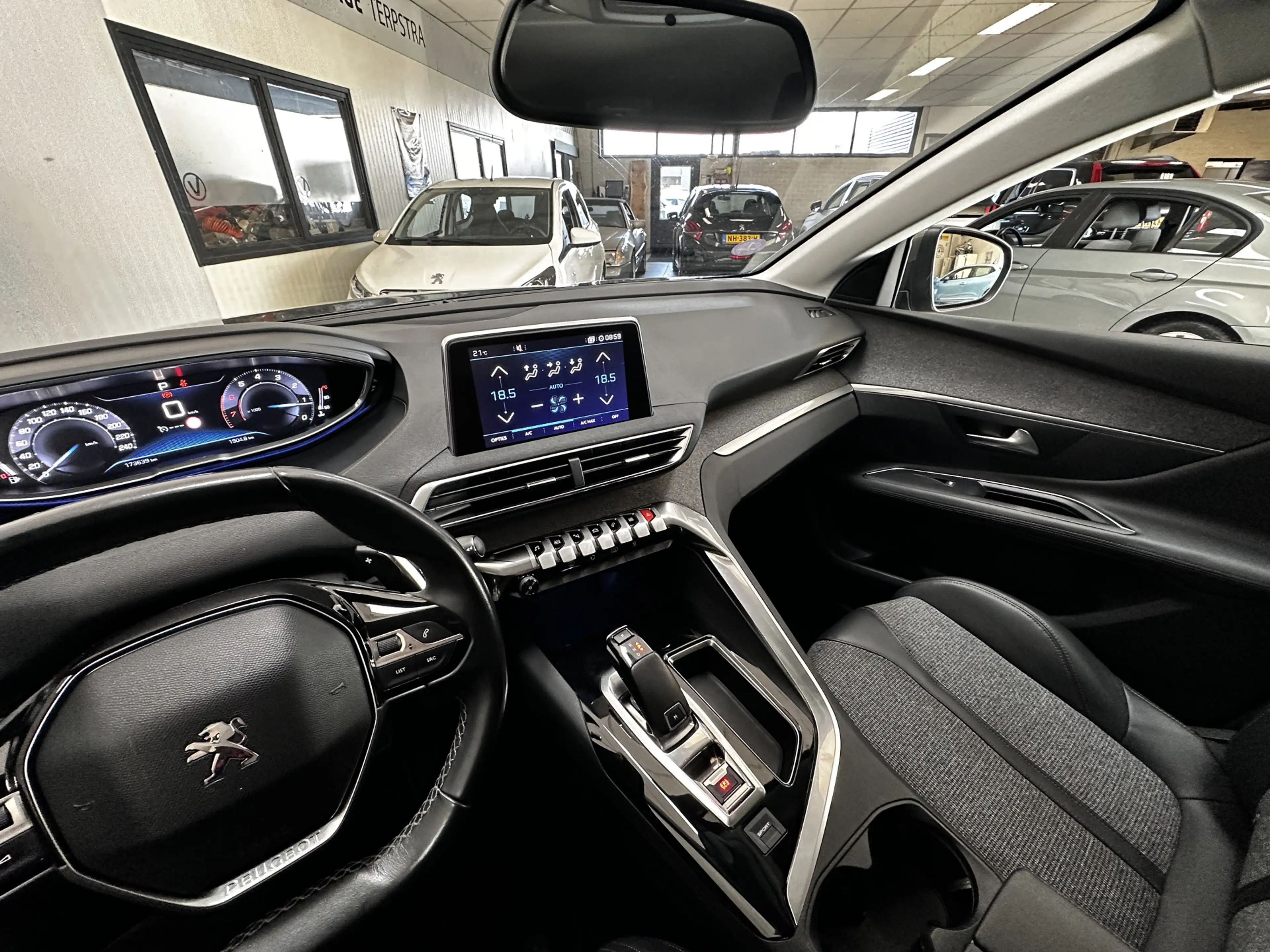 Peugeot 3008 1.6 e-THP Allure/ Trekhaak/ Virtual Cockpit/ Half- — photo 14