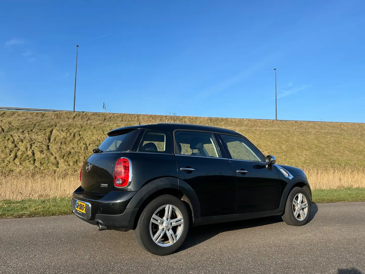 MINI Cooper Countryman Mini 1.6 Pepper Zwart - 1