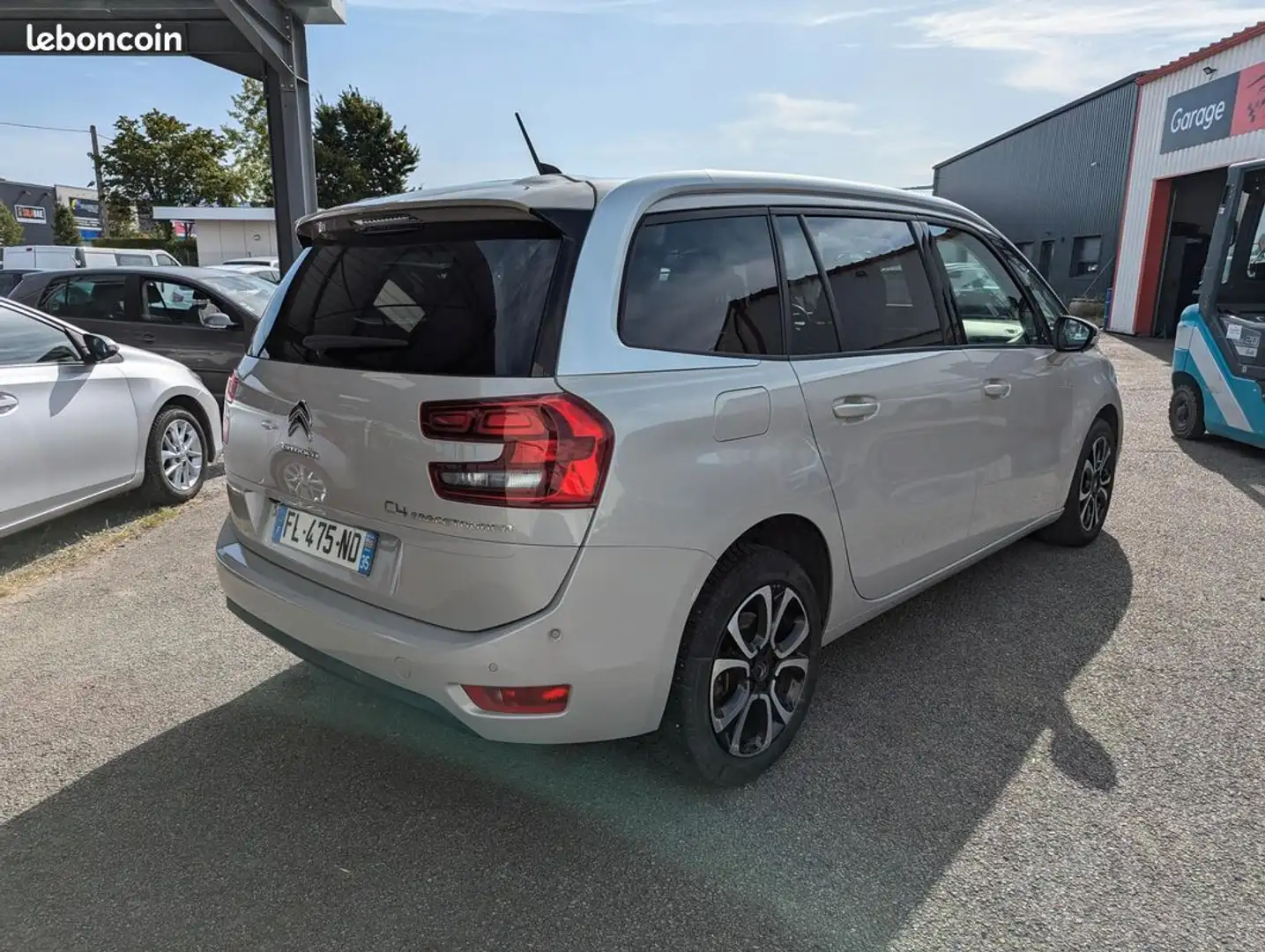 Citroen C4 Picasso SpaceTourer Grand 1.5 hdi 130 eat8. 1ERE MAIN Beige - 2