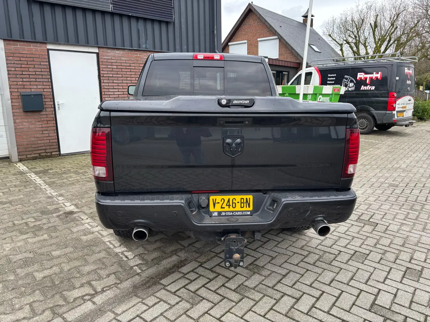 Dodge RAM Negro - 2