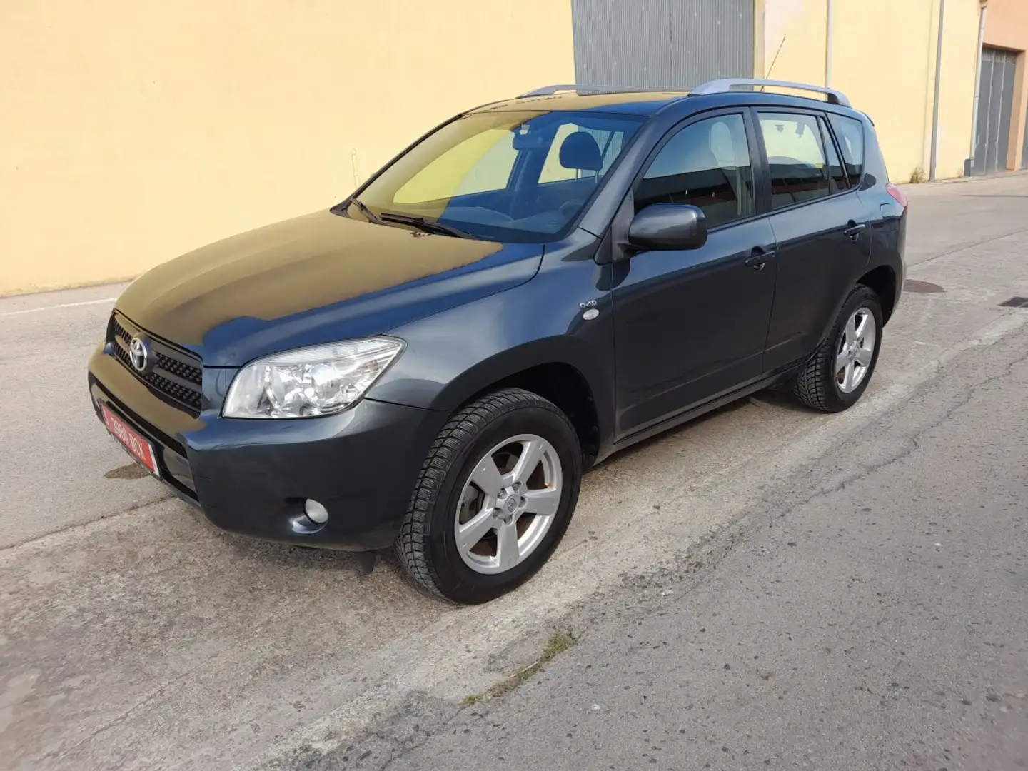 Toyota RAV 4 2.2D-4D Sol Gris - 1