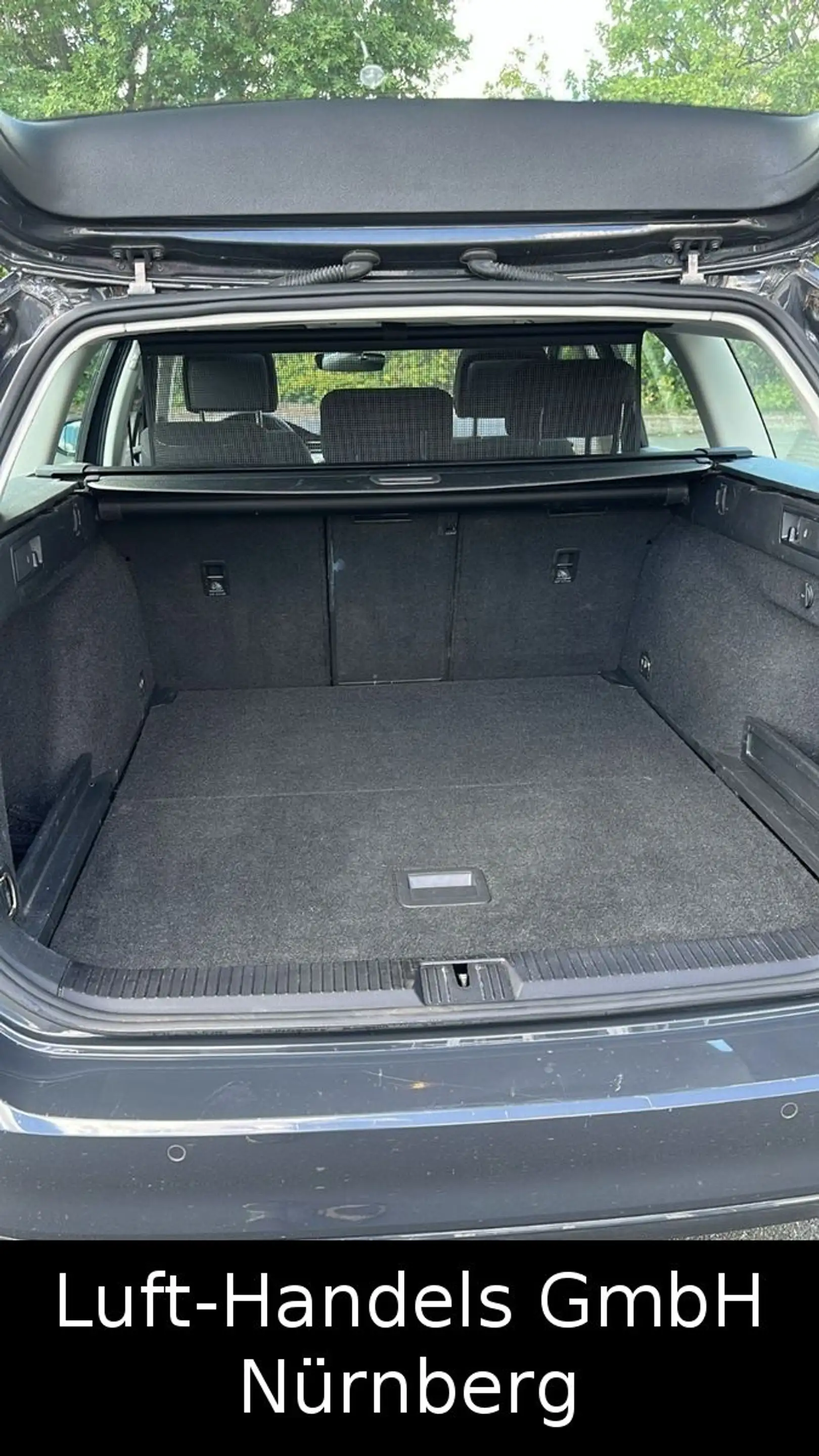 Volkswagen Passat Variant Business 2.0 TDI VIRTUAL PANORAMA — photo 12