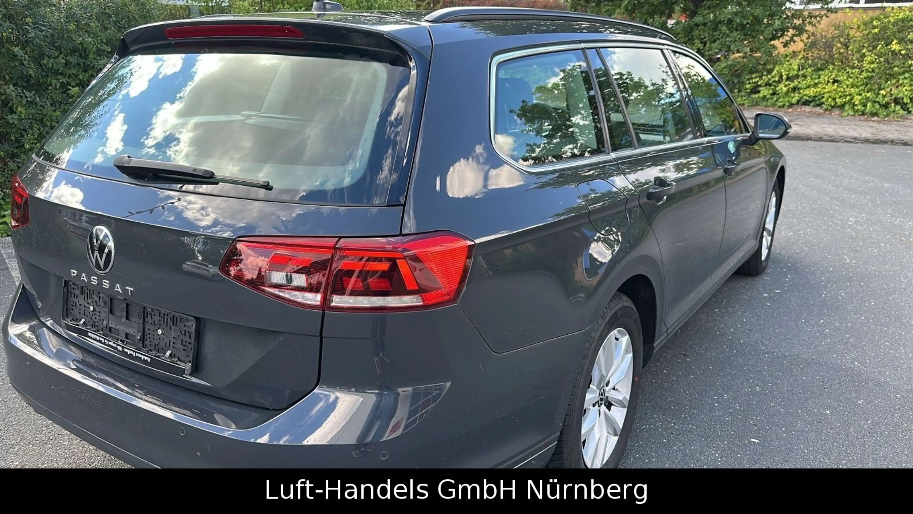 Volkswagen Passat Variant Business 2.0 TDI VIRTUAL PANORAMA — photo 14