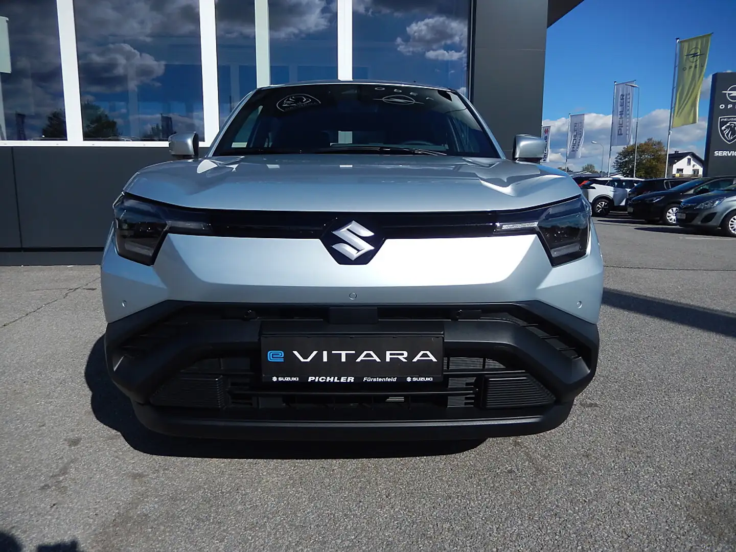 Suzuki Vitara eVitara 61kWh GL+ Allgrip-e Shine Silber - 2