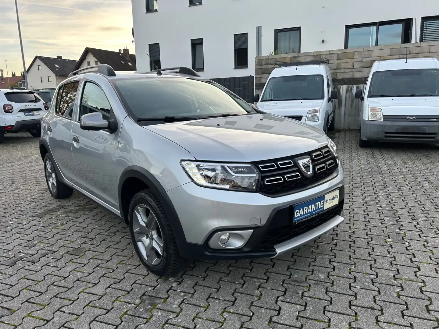 Dacia Sandero TCe 90 Stepway Prestige Silber - 2