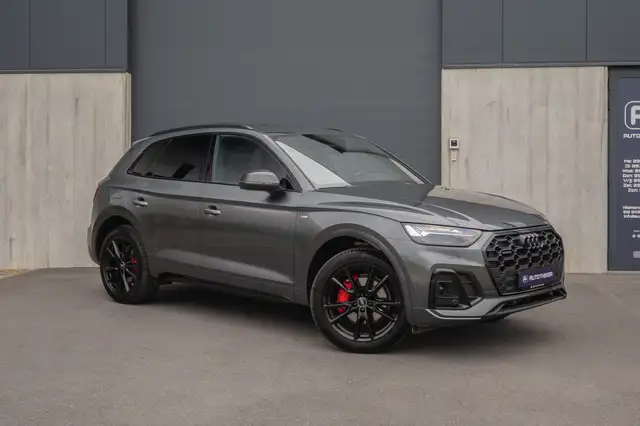 Audi Q5 Q5 45 TFSI Quattro S line / Pano / Night pack / Trekhaak / Matrix