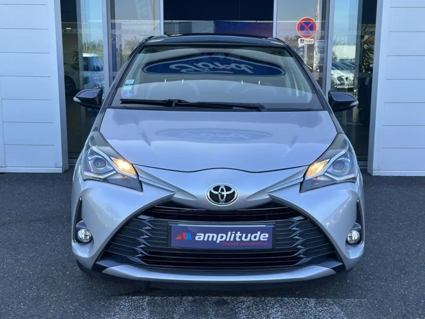 Toyota Yaris 110 VVT-i Design Y20 5p MY19 - 2