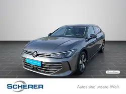 Volkswagen Passat Variant Passat 2.0 TDI DSG Business AHK+Pano+ACC+360°+Ma