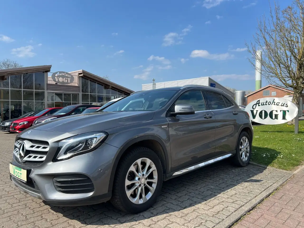 Mercedes-Benz GLA 220