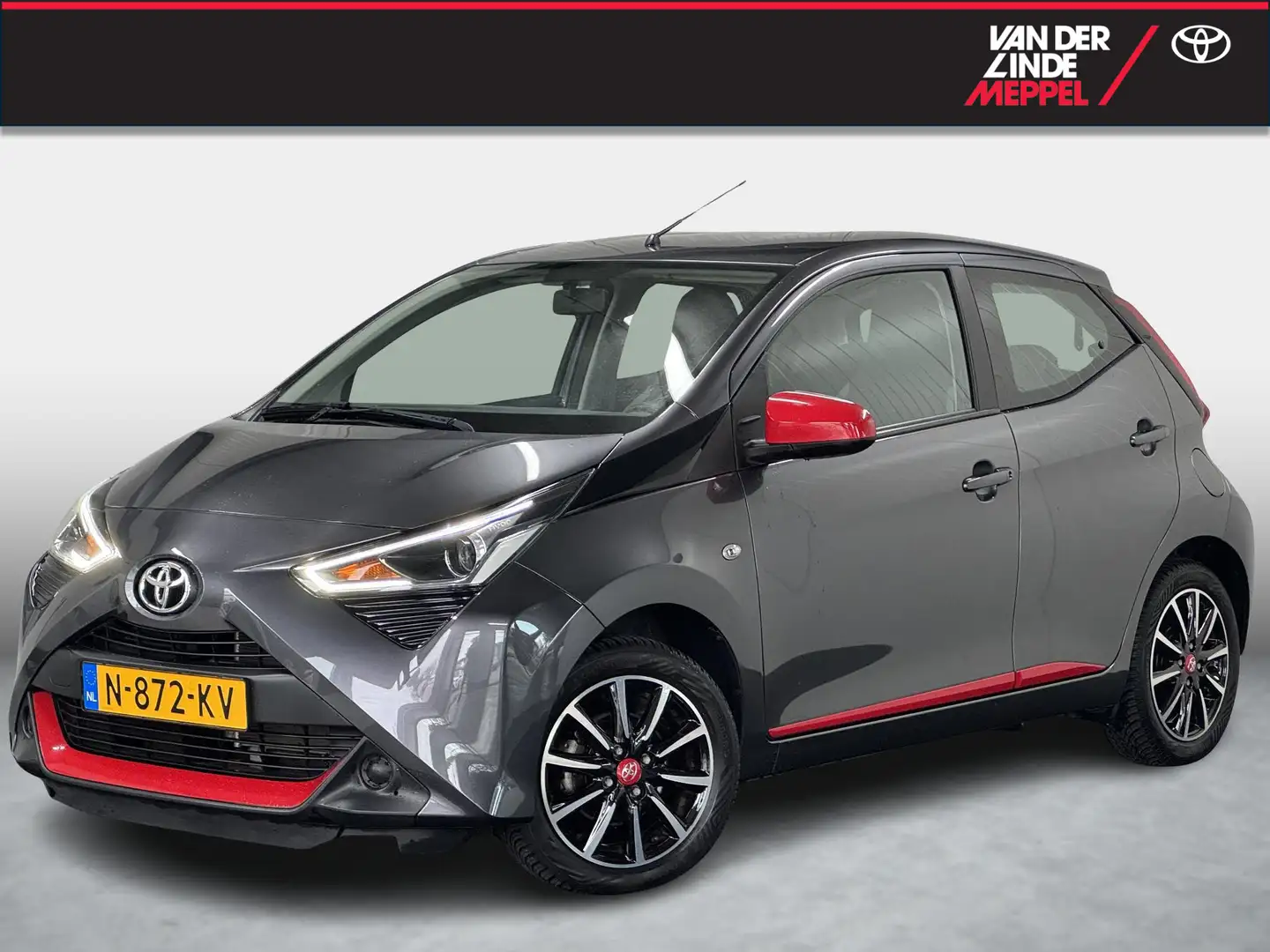 Toyota Aygo 1.0 VVT-i X-Play Limited NL eerste eigenaar Gris - 1
