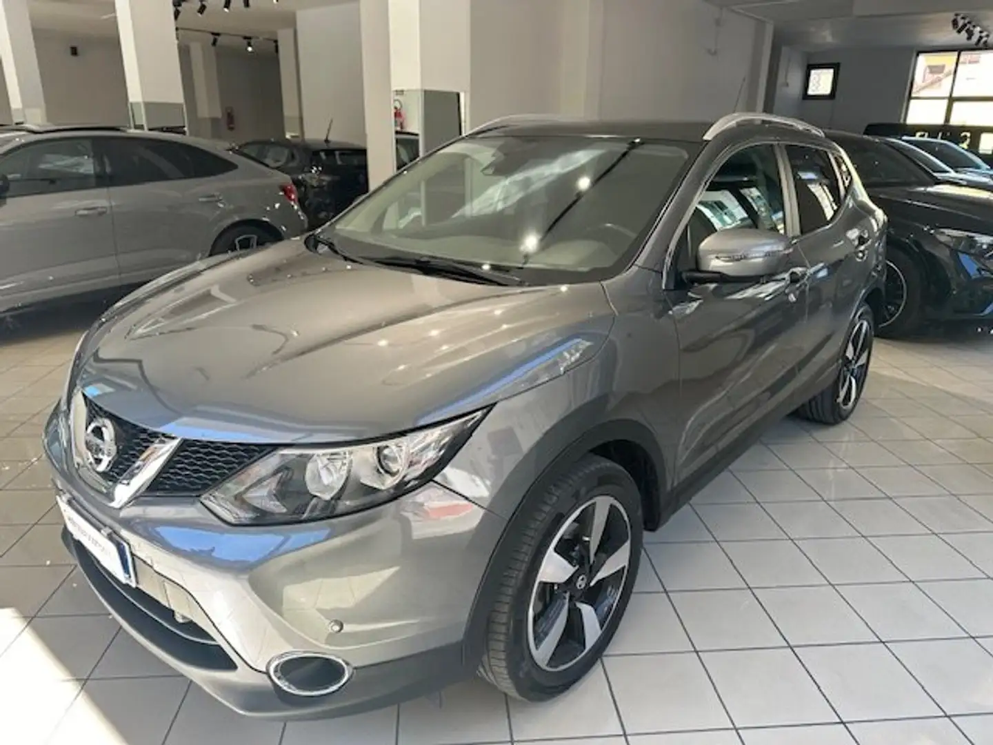 Nissan Qashqai 1.5 dci 110cv Grigio - 2