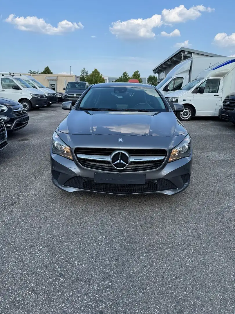 Mercedes-Benz CLA 200 Shooting Brake CLA 200 CDI /4Matik Grau - 2