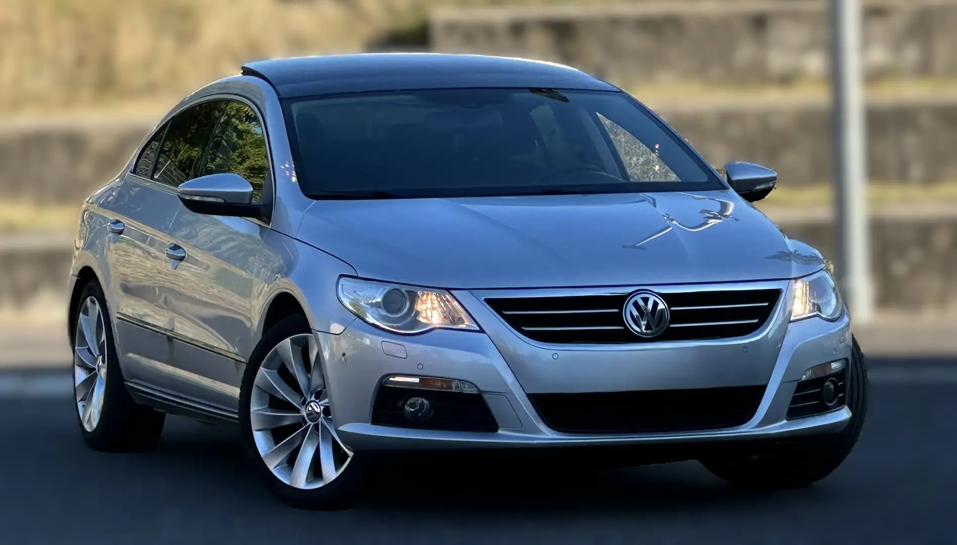 Volkswagen Passat CC Comfortline Navi Pano Bi-Xenon Sport-Paket Grau - 1