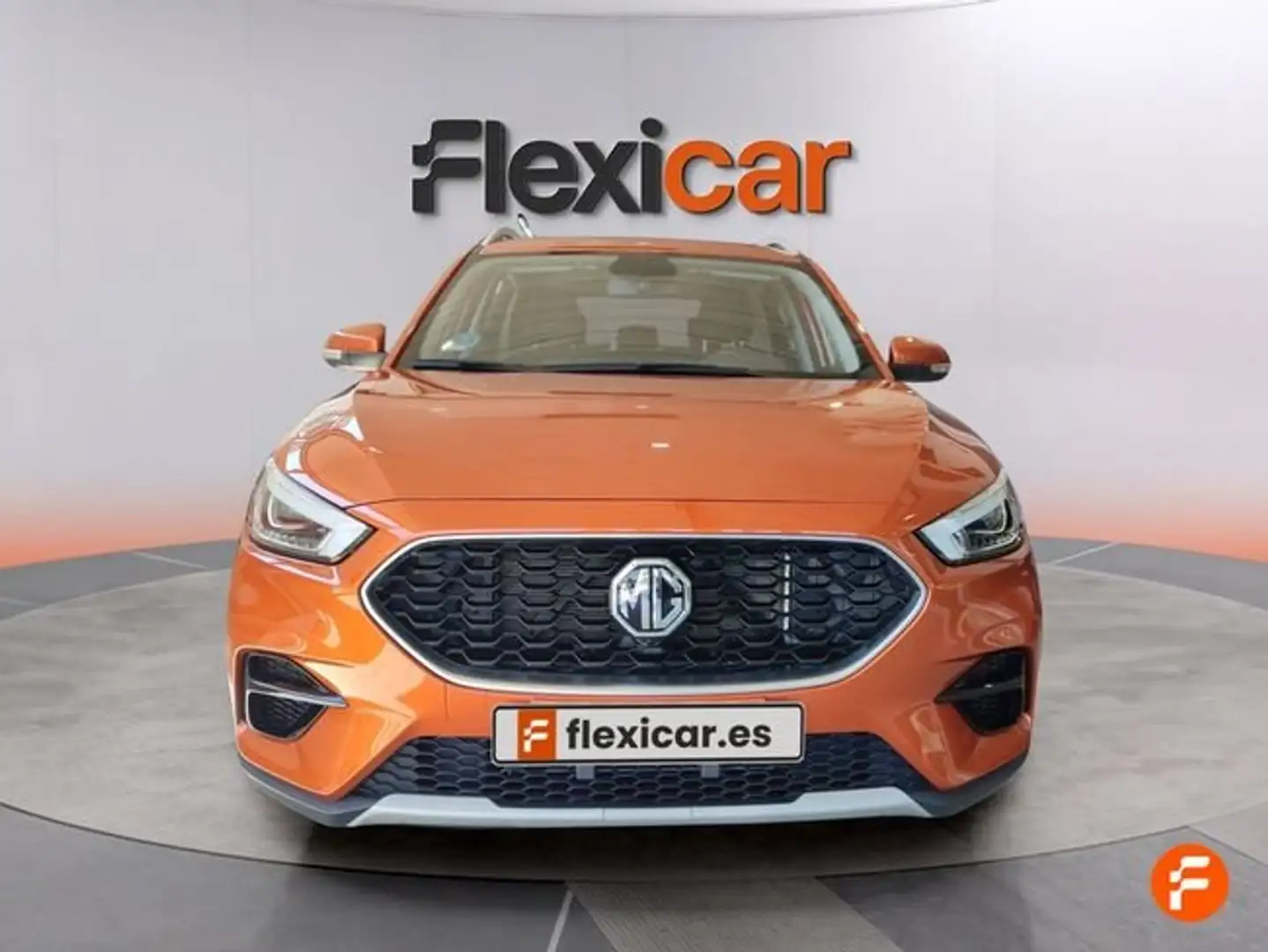MG ZS 1.5 Comfort Naranja - 2