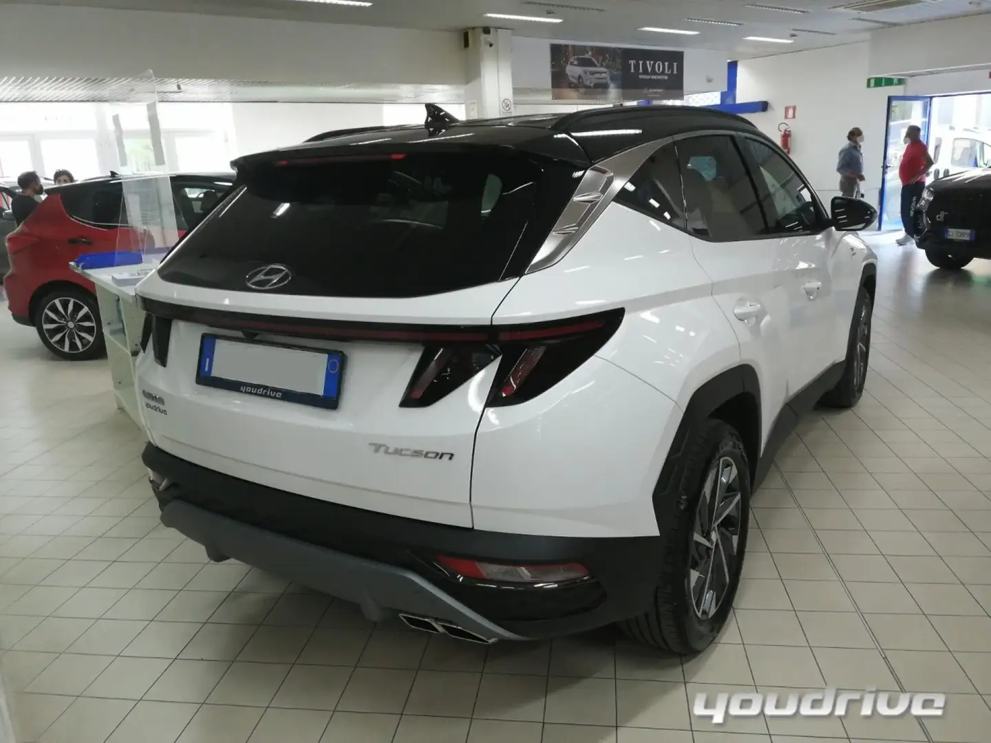 Hyundai TUCSON MILD HYBRID BENZINA Blanc - 2