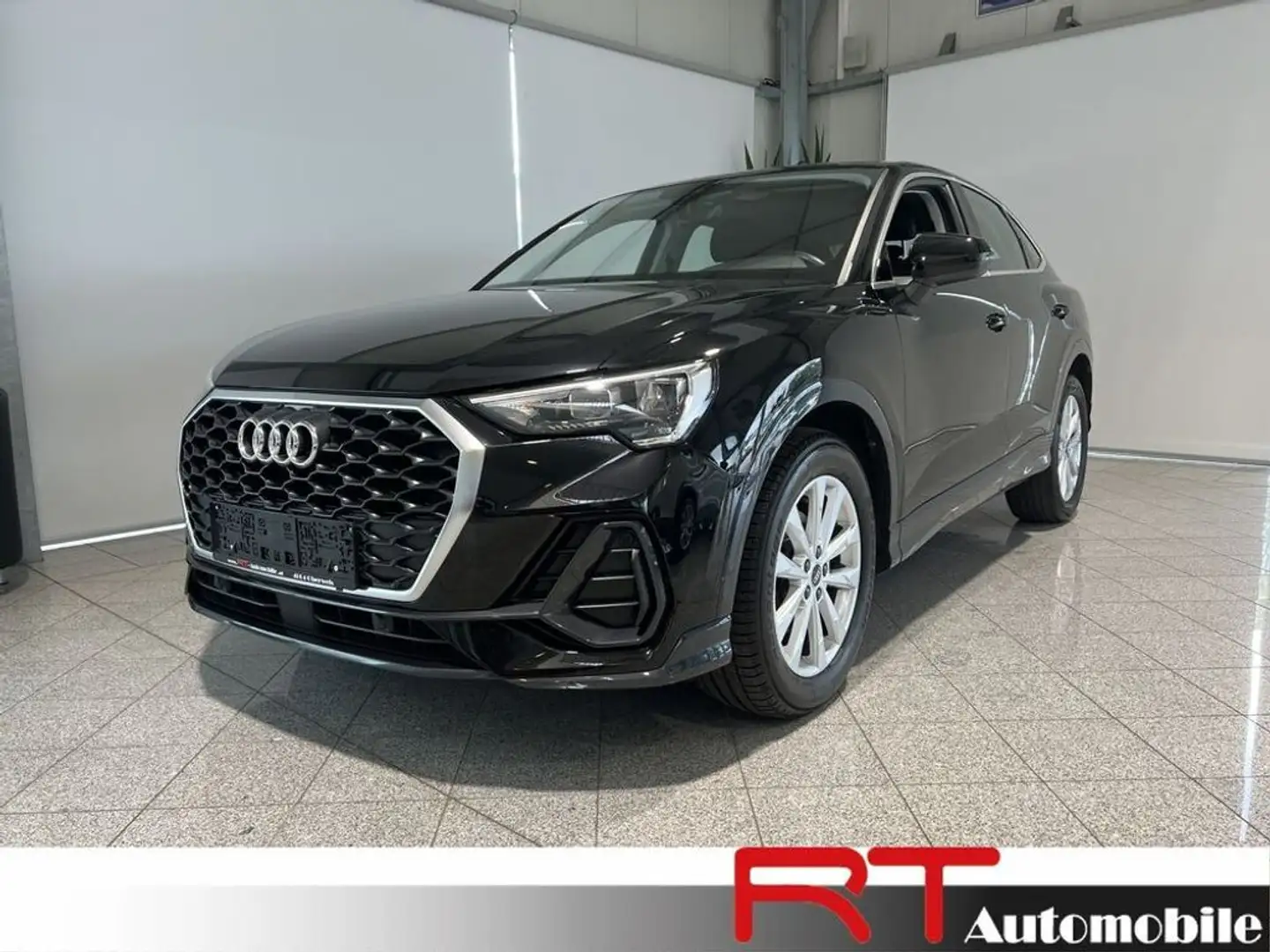 Audi Q3 35 TDI Sportback Schwarz - 1