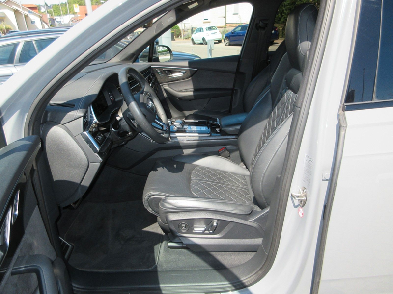 Audi SQ7 4.0 TFSI quattro competition plus/ABT(650PS) — photo 13