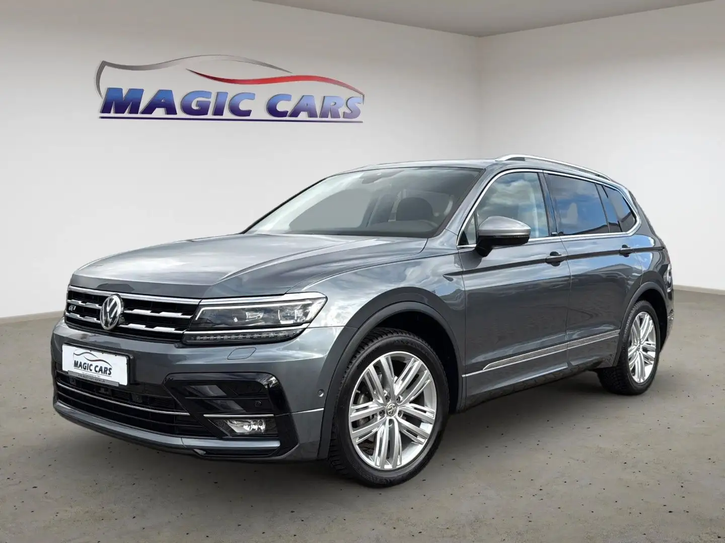 Volkswagen Tiguan Allspace *R-Line*AHK*Kamera*LED*Spur*DAB* Gris - 1