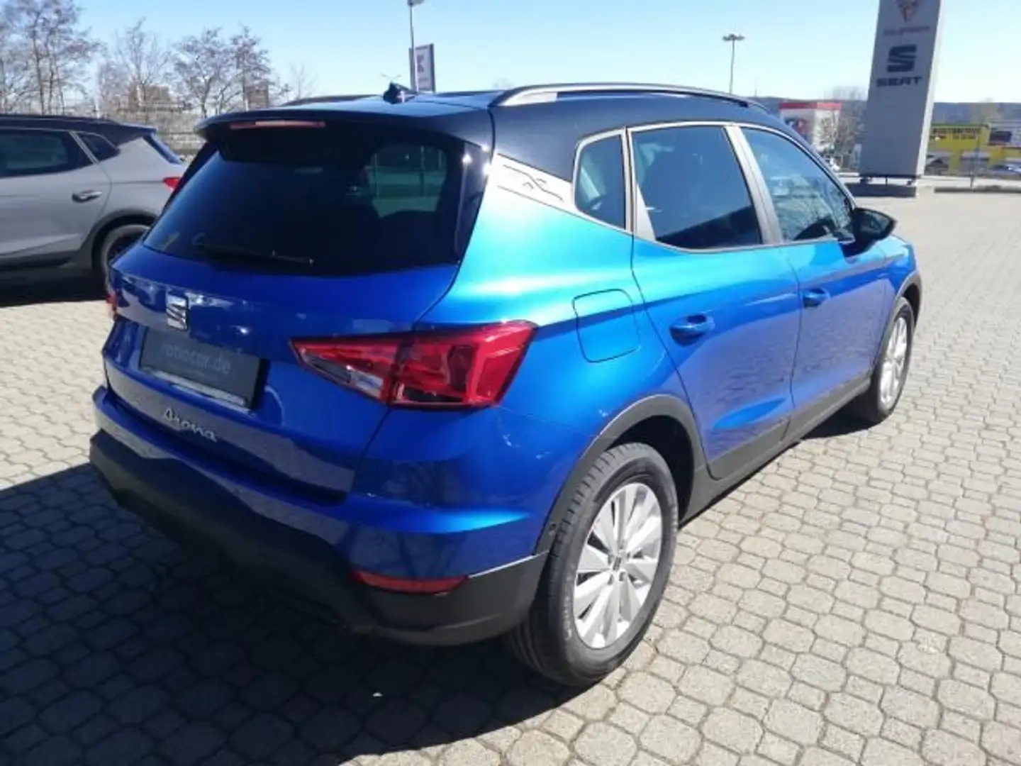 SEAT Arona ARONA ROAD EDITION 1.0 TSI PARKLENKASS. NAVI SHZ Blau - 2
