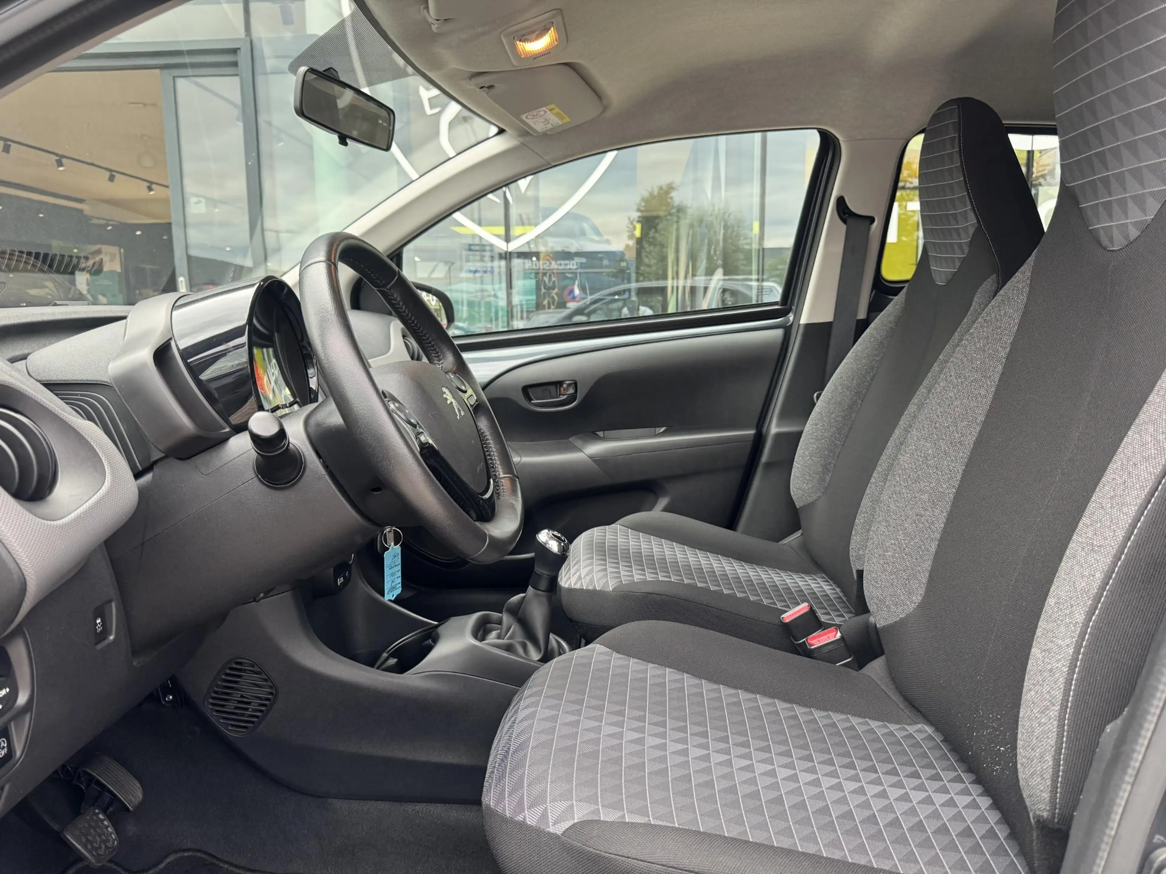 Peugeot 108 5-deurs Active 1.0 e-VTi 72pk | AIRCO | PACK DYNAM — photo 14