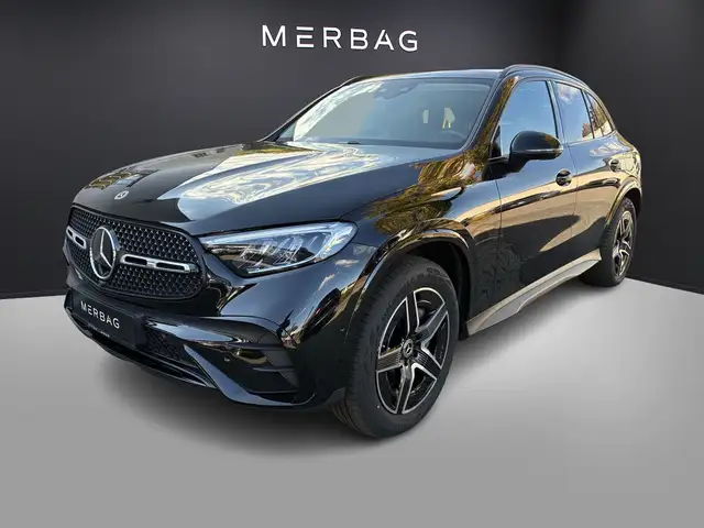 Mercedes-Benz GLC 300 4M EDITION AMG LINE PANO STH AHK DISTRONIC AMG Line Advanced Plus/AMG Line Exterieur/AMG Line Interieur/Navi/Pano. Dach