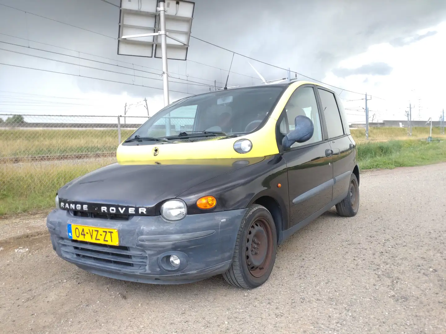 Fiat Multipla 1.9 110 JTD SX 500 Trekhaak NIEUWE APK Zwart - 1