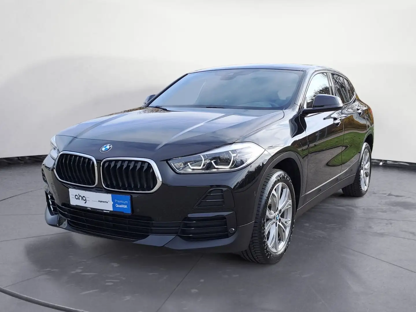 BMW X2 sDrive18i 6-Gang AHK Navi Rückfahrkamera Schwarz - 2