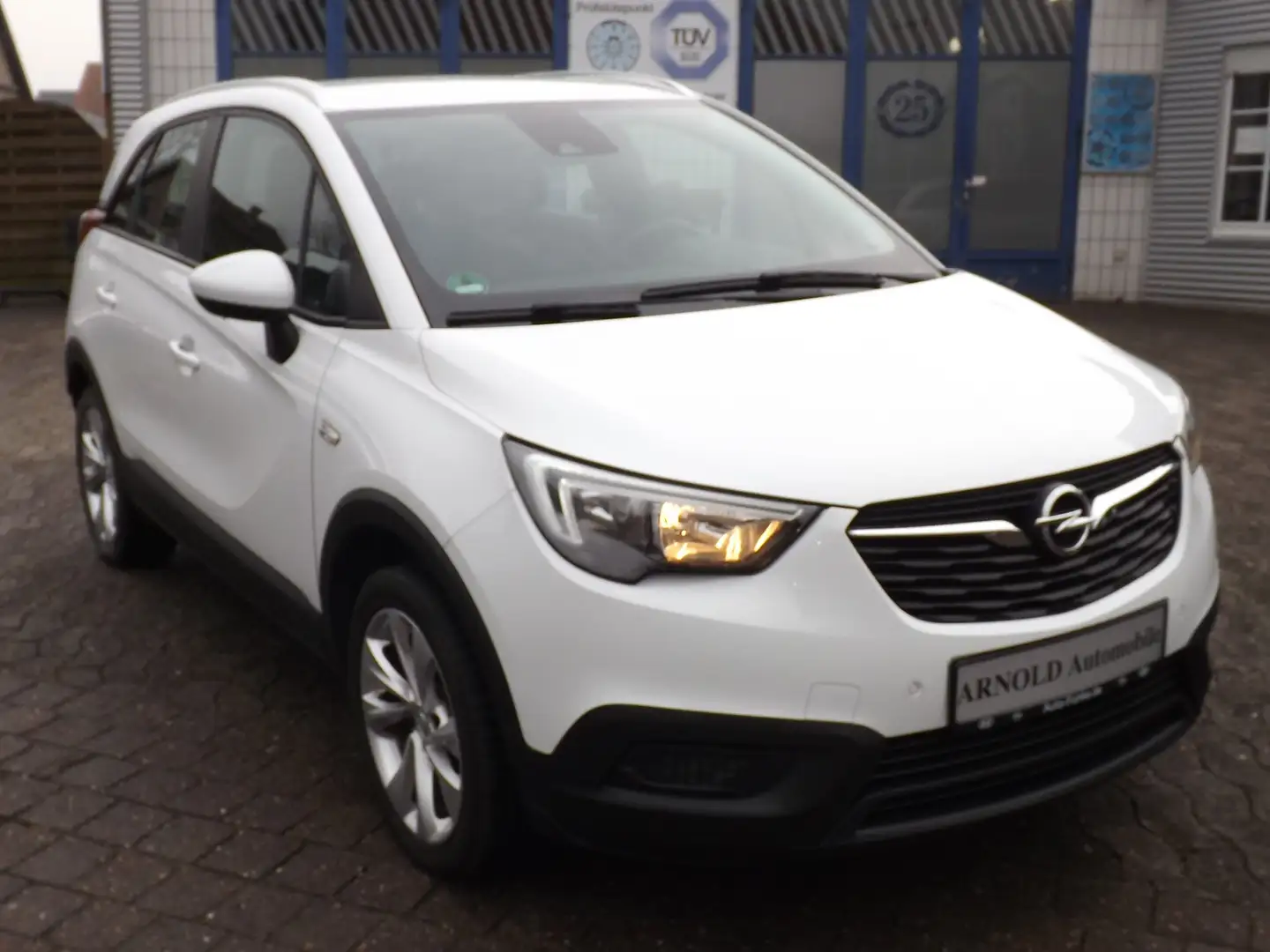 Opel Crossland X Edition // Navi // AUTOMATIC // 21.700 Km // Weiß - 2