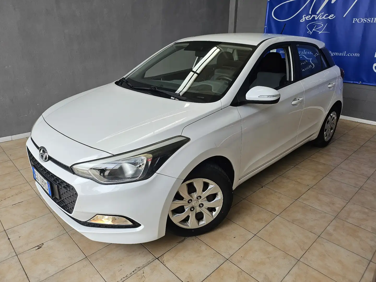 Hyundai i20 i20 5p 1.1 crdi Comfort 75cv Bianco - 2